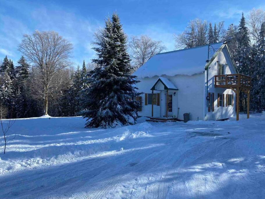 Le Jazz- Chalet Rustique/Chic Avec Spa Notre-Dame-Des-Bois Luaran gambar