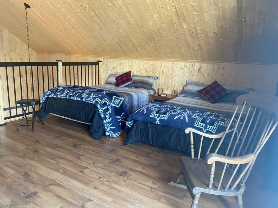 Le Jazz- Chalet Rustique/Chic Avec Spa Notre-Dame-Des-Bois Luaran gambar